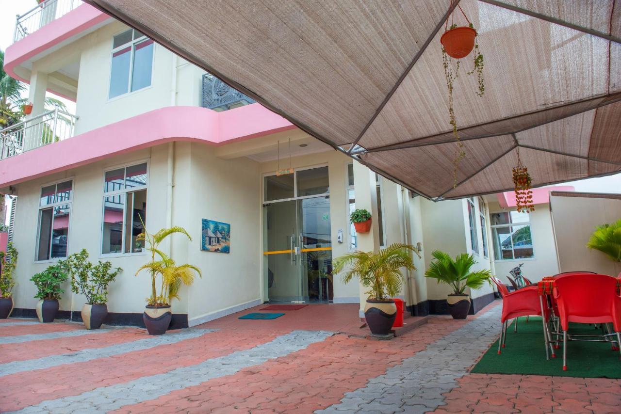 Airport Transit Lodges Dar es Salaam Exterior photo