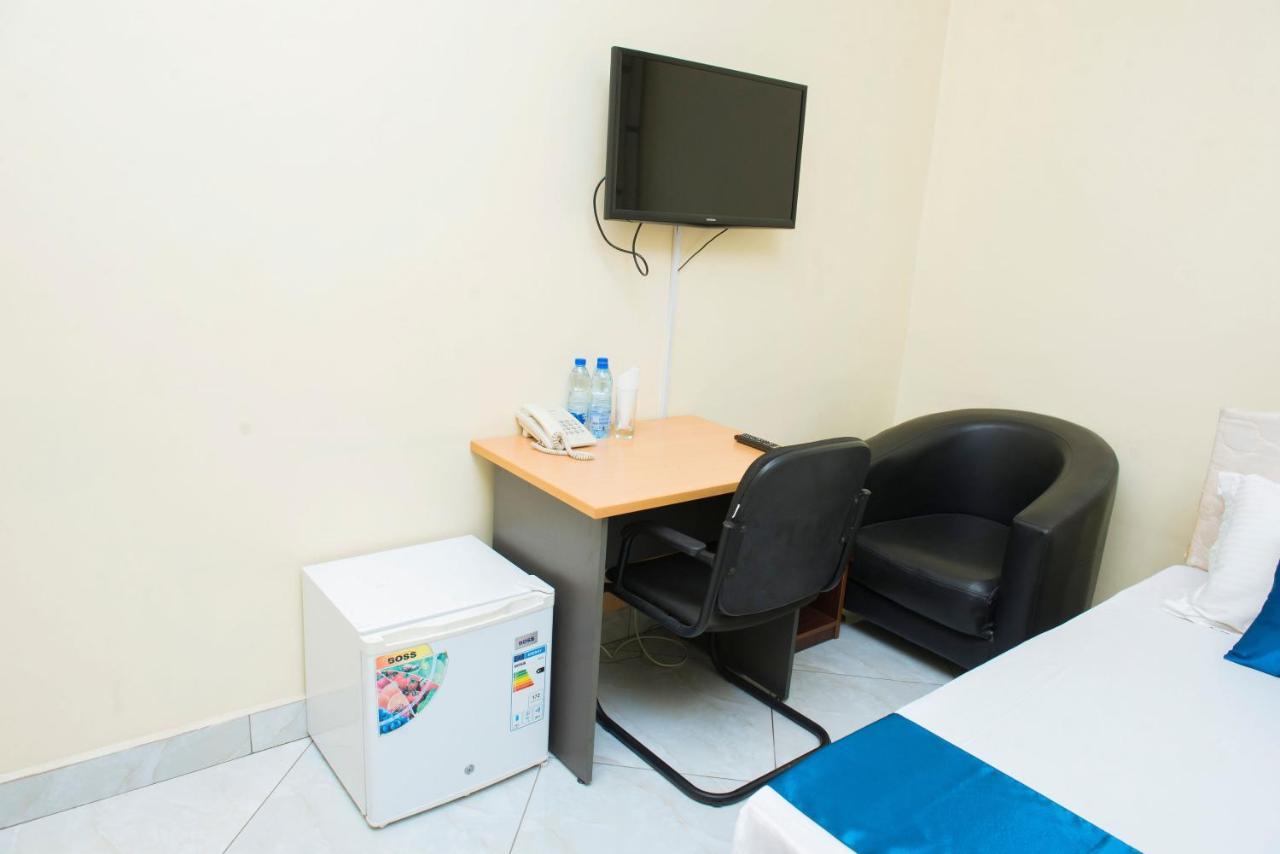 Airport Transit Lodges Dar es Salaam Exterior photo